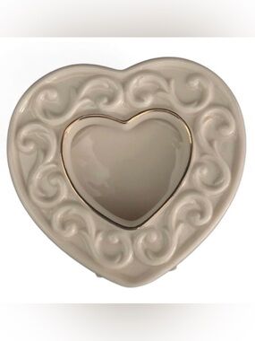 Lenox Mini Porcelain Heart Picture Frame with Delicate Scrolling & Gold Accent